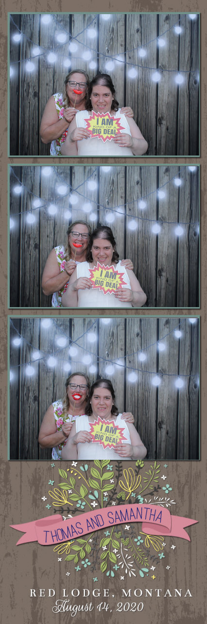 Sammy and Thomas Wedding | View more photos from the event at gallery.photoboothbillings.com/u/PhotoBoothBillings/Sammy-and-Thomas-Wedding